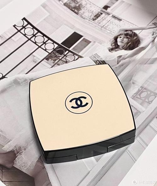 最新香奈儿粉饼 广告
