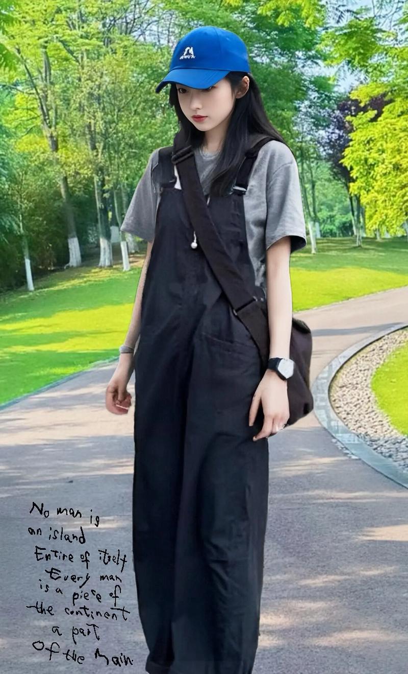 背带裤上衣怎么穿搭配