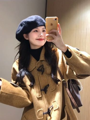 浅棕色毛呢怎么搭配什么裤子