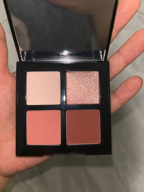 最新植村秀眼影盘的图片