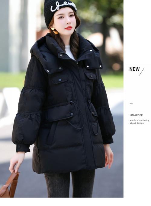 羽绒服买什么颜色好