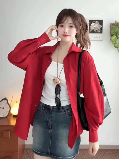 红色外搭怎么搭配