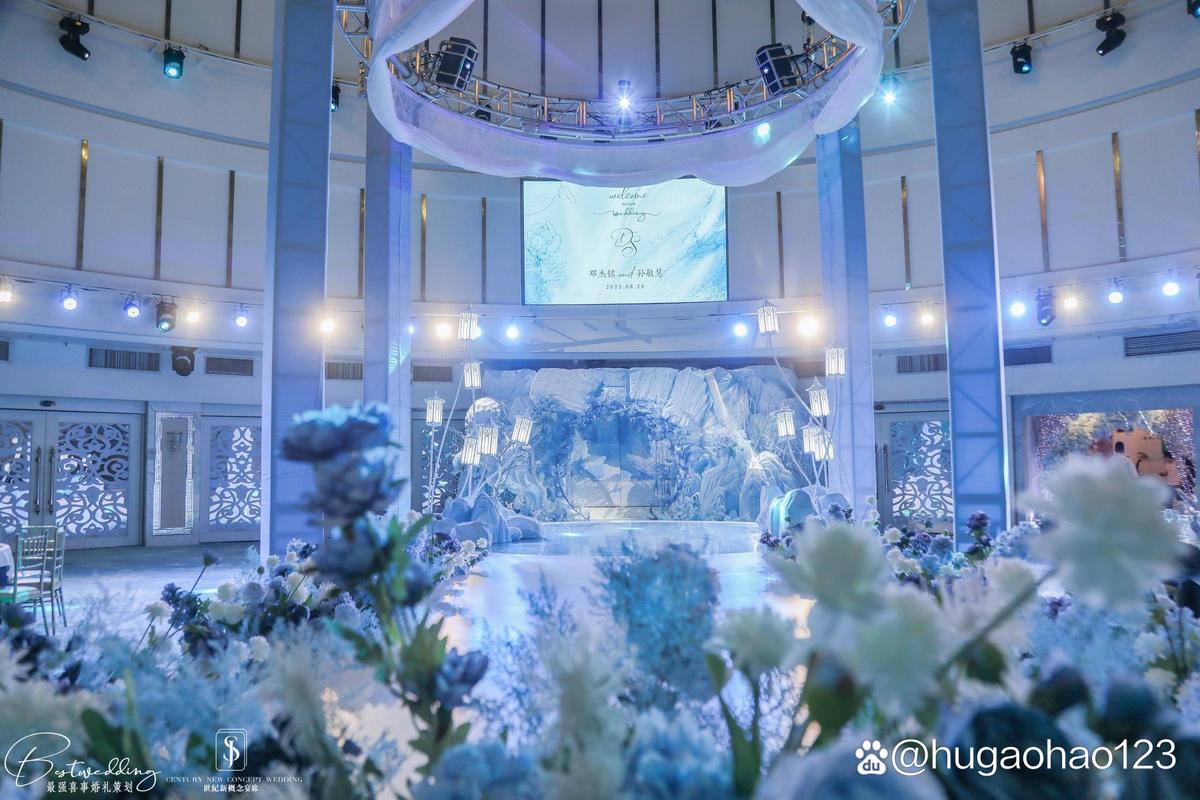 蓝色和白色搭配怎么样