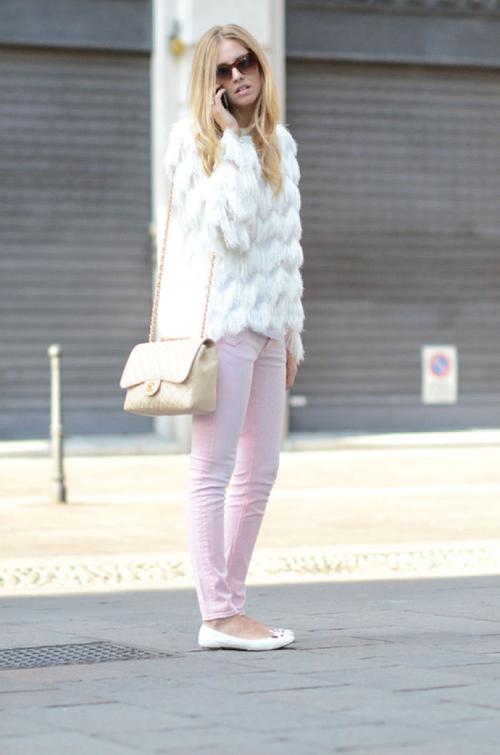 皮草配什么包包好看