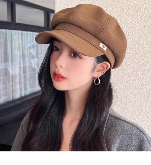 瓜子脸适合什么帽子