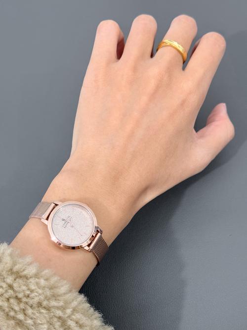 戒指跟手表怎么搭配好