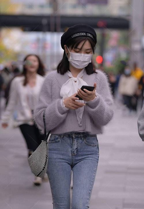 冬天怎么搭配牛仔短裤