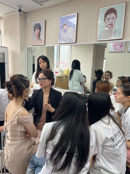 最新化妆教学时尚