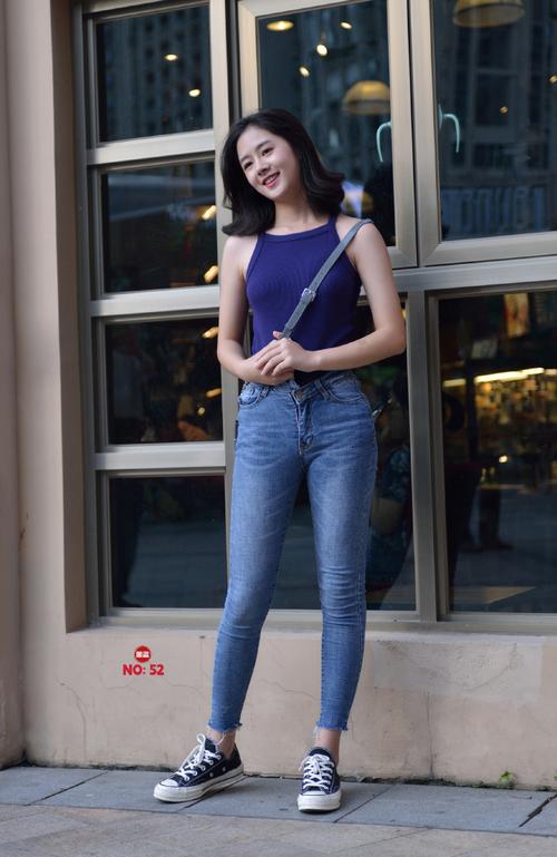 什么裤子配帆布鞋