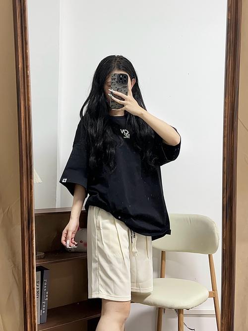 毛线针织短裤怎么搭配