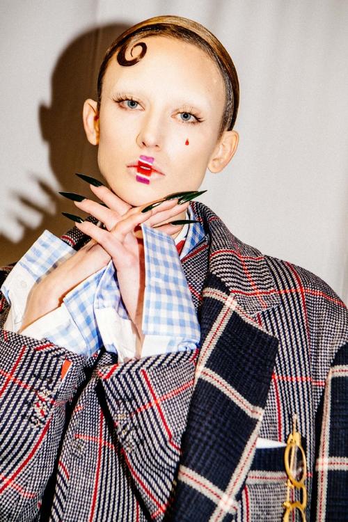 2025年最新秋冬彩妆