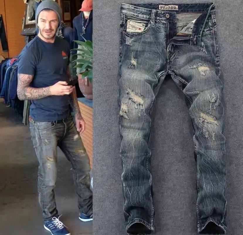 男士补丁牛仔裤怎么搭配衣服