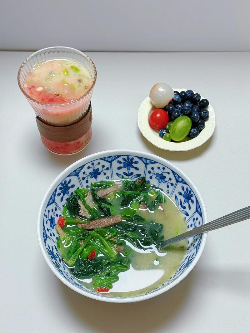 夏天月经时减肥吃什么