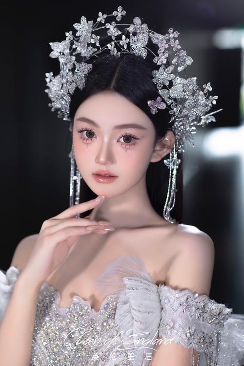 最新新娘显气质造型