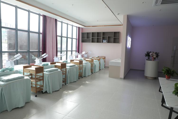 最新最正规的美容学校