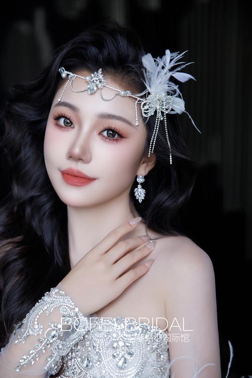 最新款新娘发型颜色