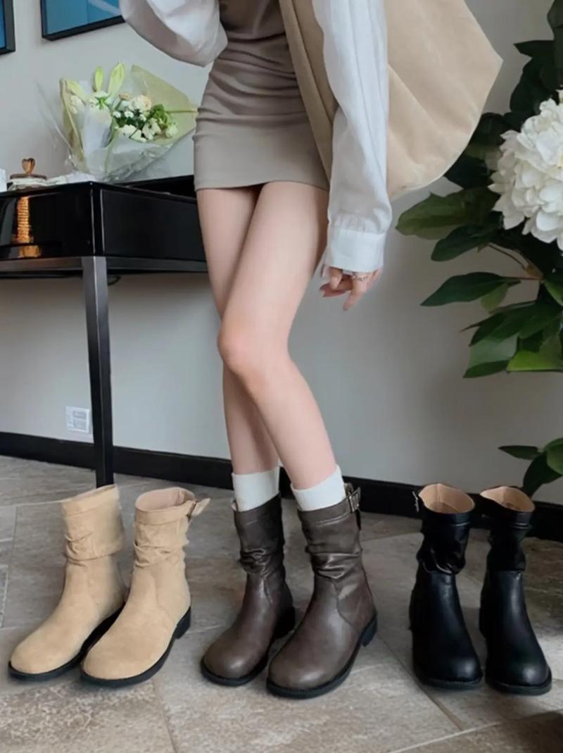 中靴怎么搭配衣服图片