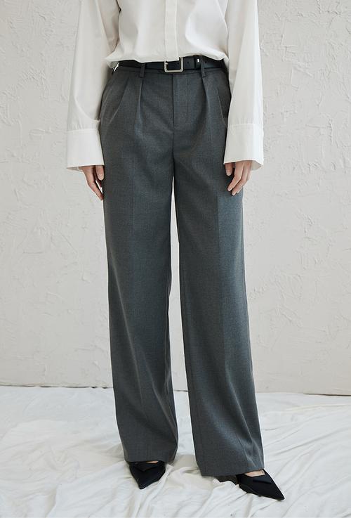 深灰色阔腿裤怎么搭配