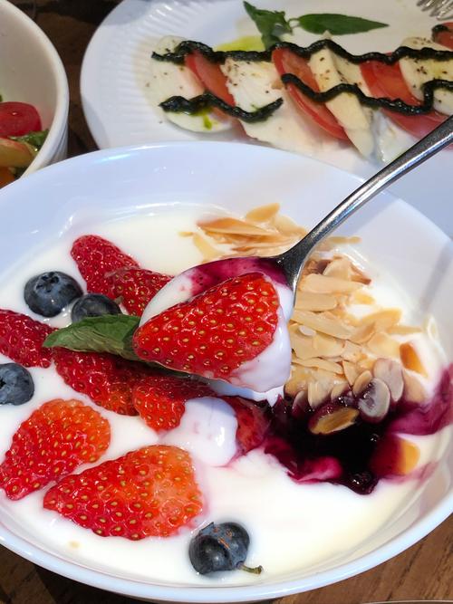 酸奶加什么水果好吃