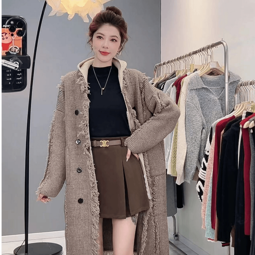 带流苏的羊绒外套怎么搭配