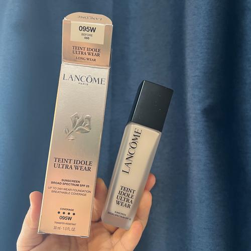 兰蔻粉底最新款