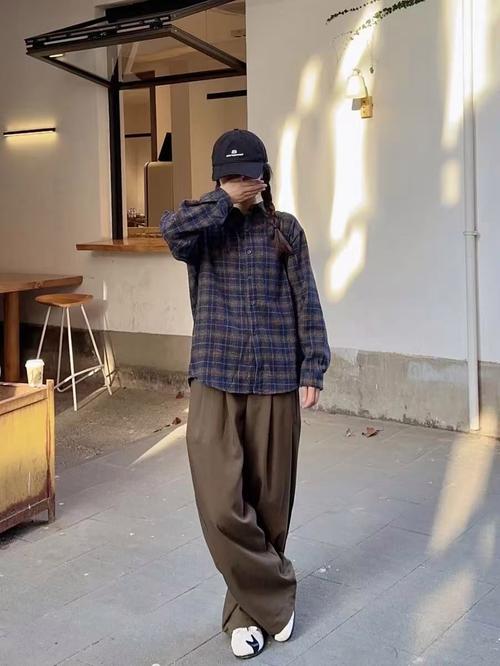冬天格子衬衫怎么搭配