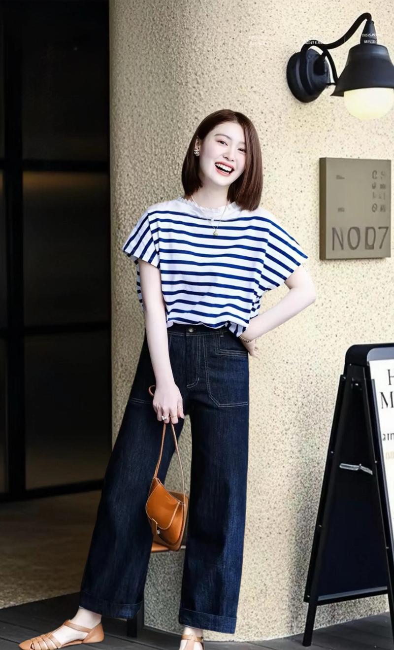 条纹上衣怎么搭配