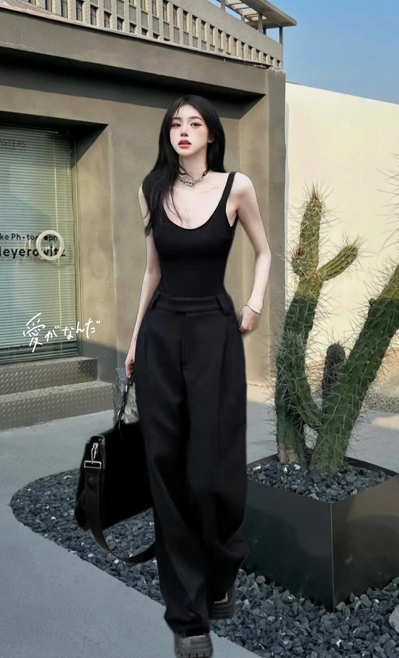 皮肤黑怎么穿衣搭配