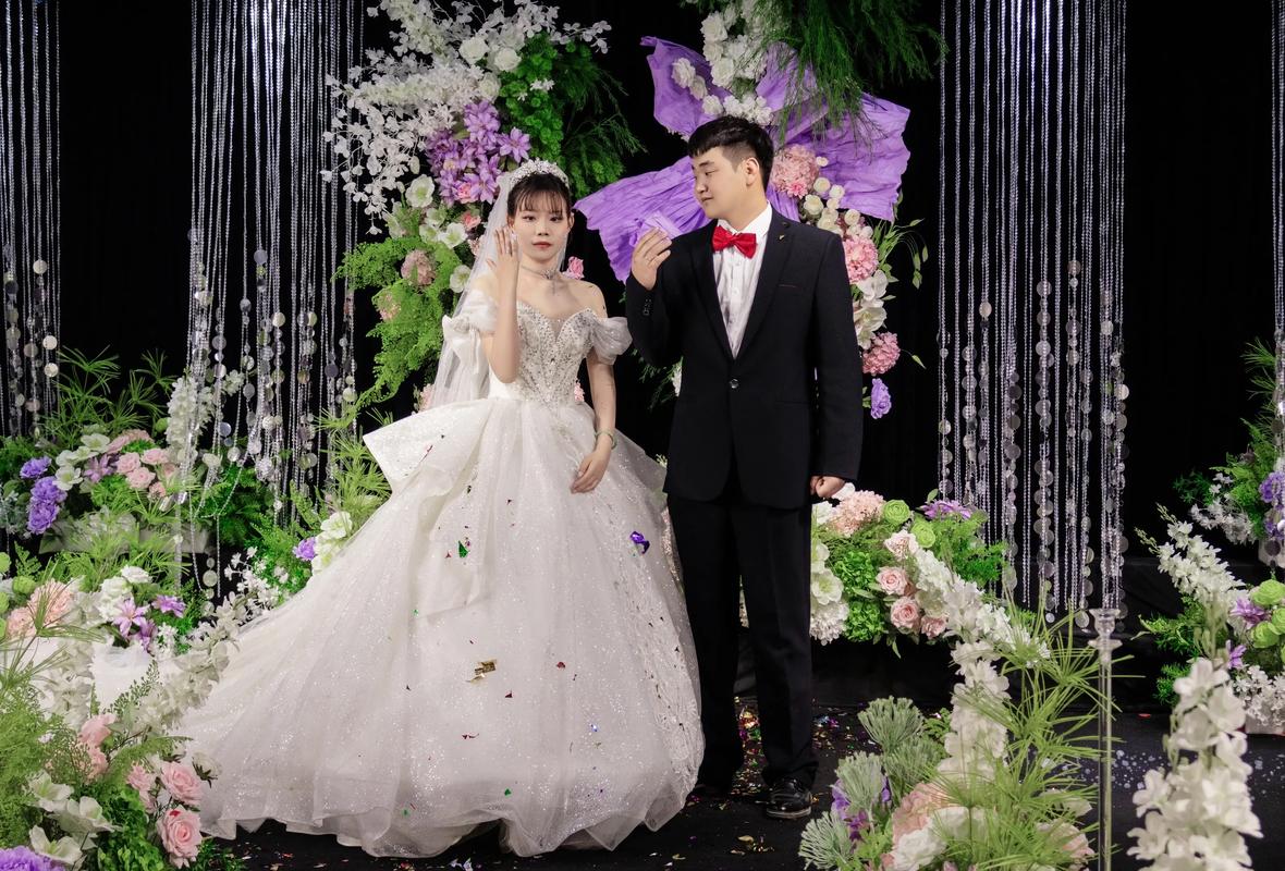 曲阜一休婚纱最新活动