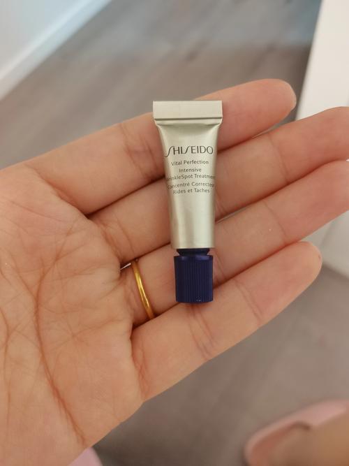 悦薇最新款眼霜