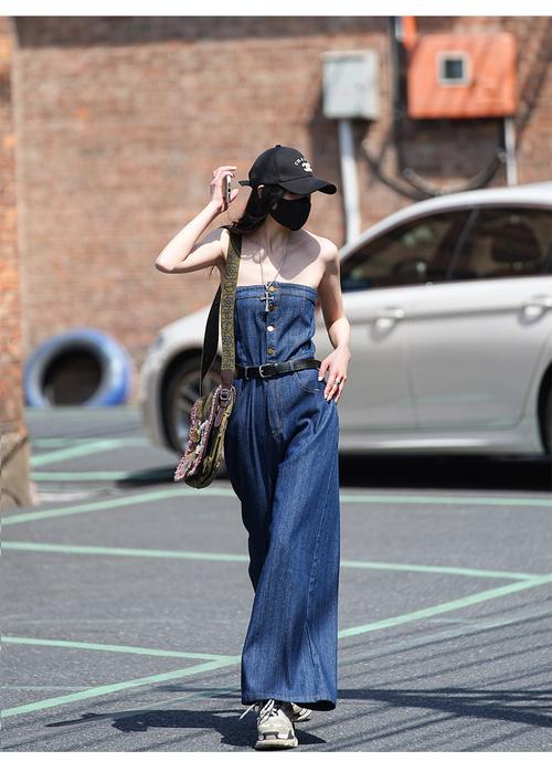 抹胸连体裤怎么搭配鞋