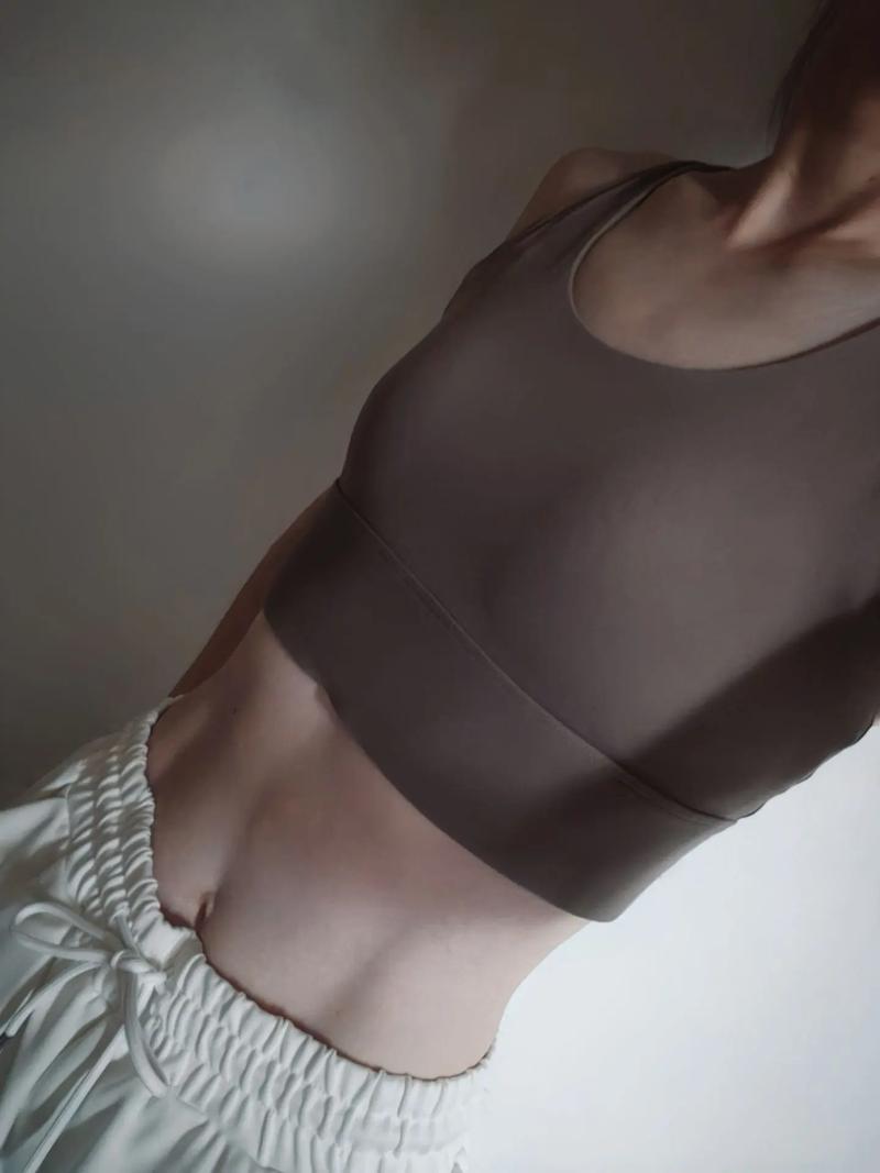 女生马甲线是什么