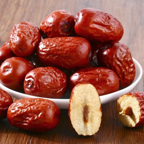 皮肤干燥吃什么食物