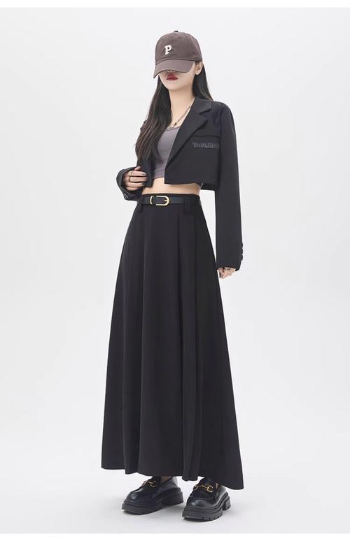 伞型长群怎么搭配