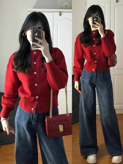 紧身红毛衣怎么搭配外套