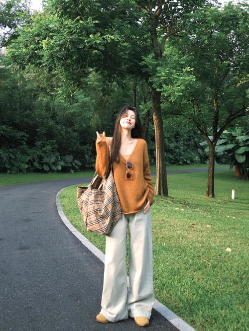 宽松针织衫怎么搭配