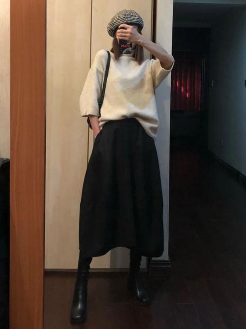 黑色长包裙怎么搭配