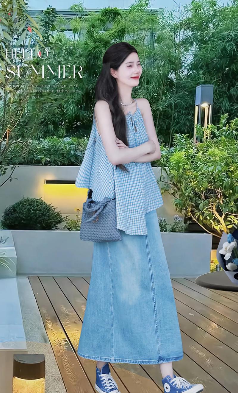 牛仔包裙怎么搭配