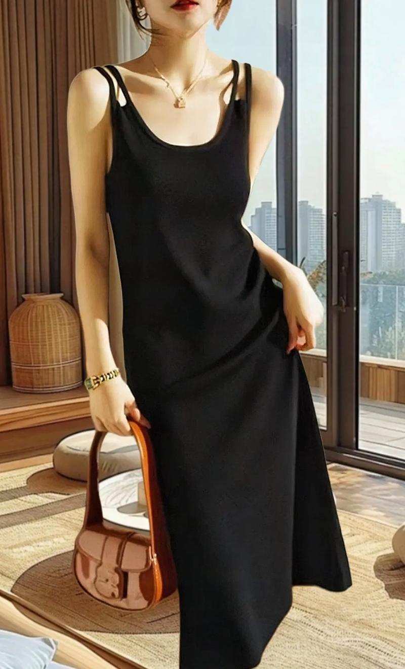 长款吊带怎么搭配