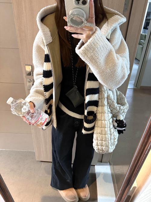 羊毛衫短装该怎么搭配