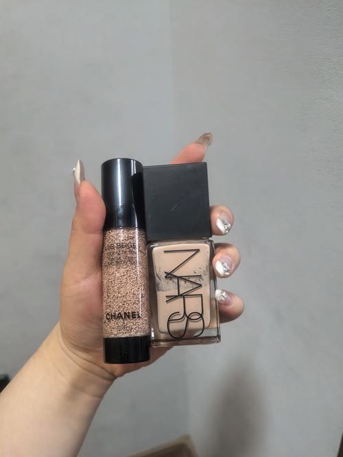 香奈儿最新精华粉底