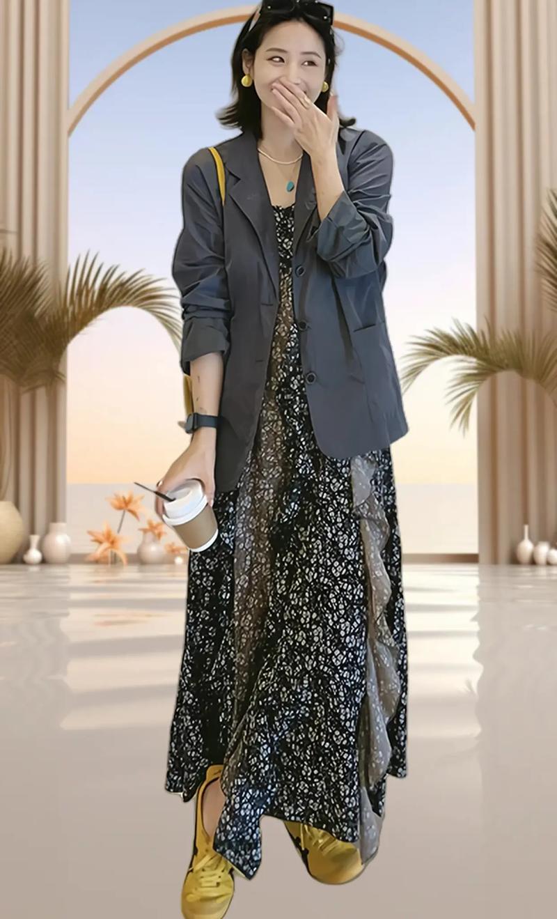 碎花连衣裙搭配什么外套