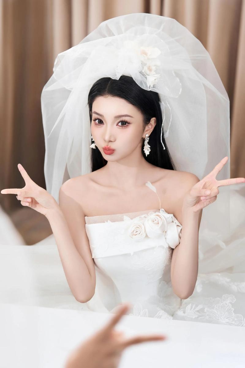 2025最新新娘妆