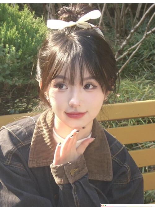 圆脸女生适合什么刘海