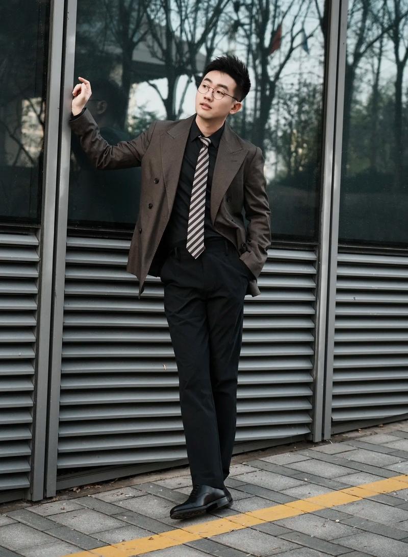 牛津皮皮鞋鞋怎么搭配