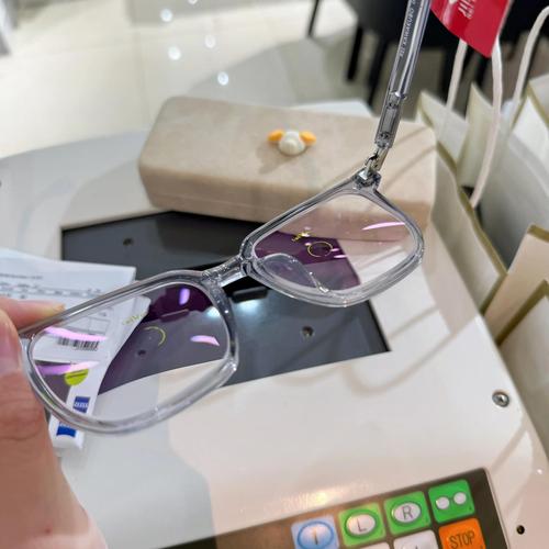 什么近视镜片最好