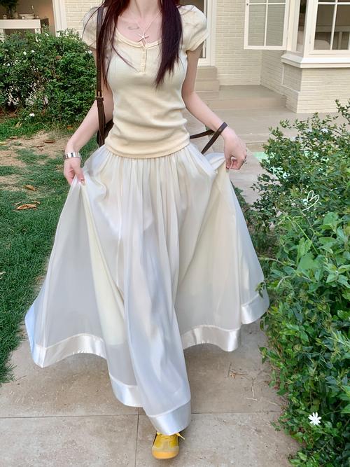 长纱裙怎么搭配鞋子