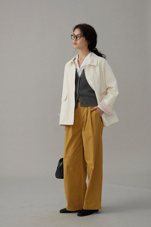 姜黄色裤子怎么搭配