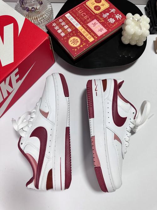 一红一白是什么牌子