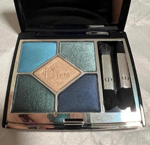 迪奥五色眼影最新